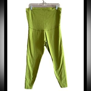 Beyond Yoga Beyond the Bump Maternity Capri Leggings